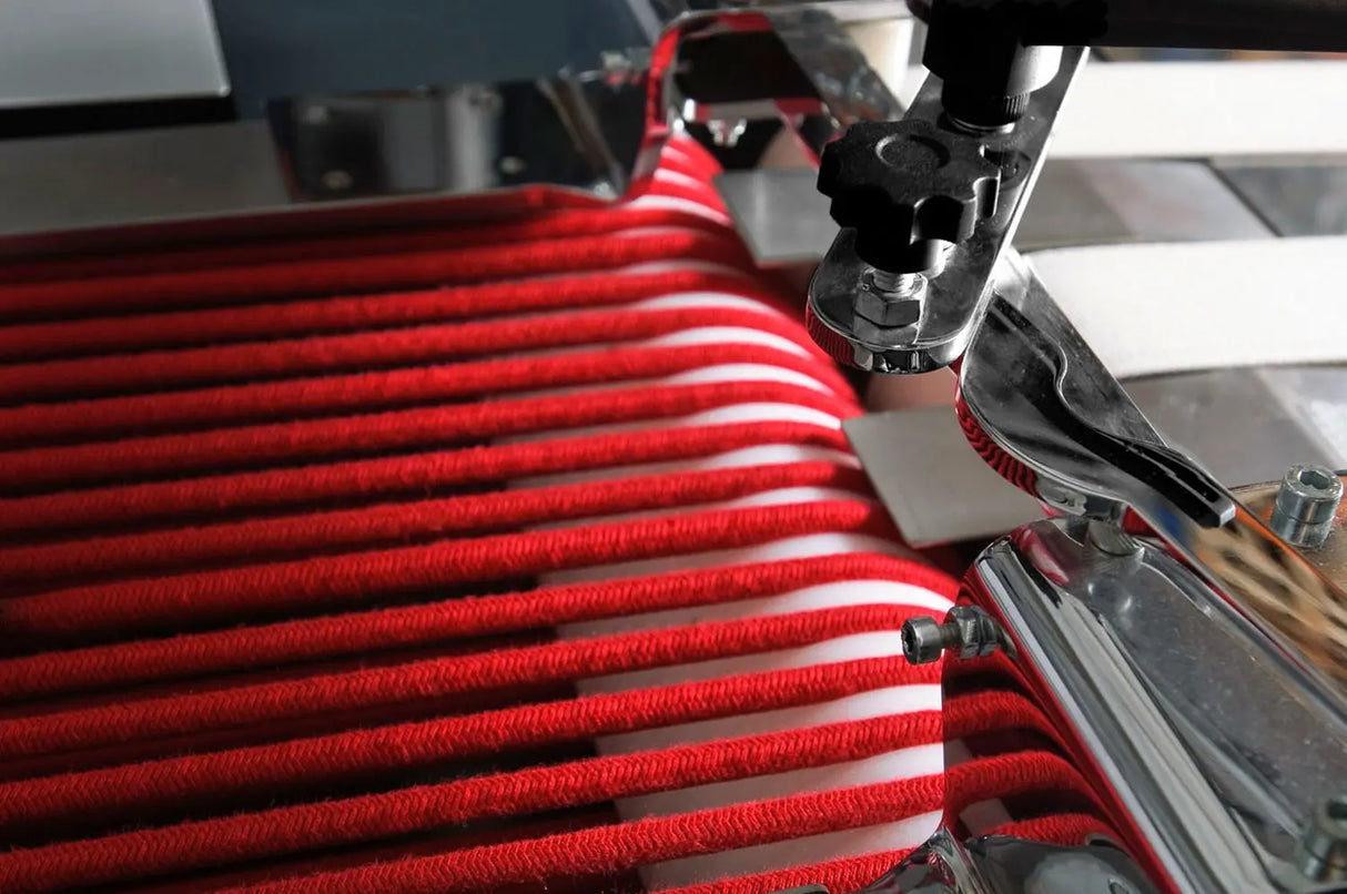 Thermotron STP 1000 automatic folding machine