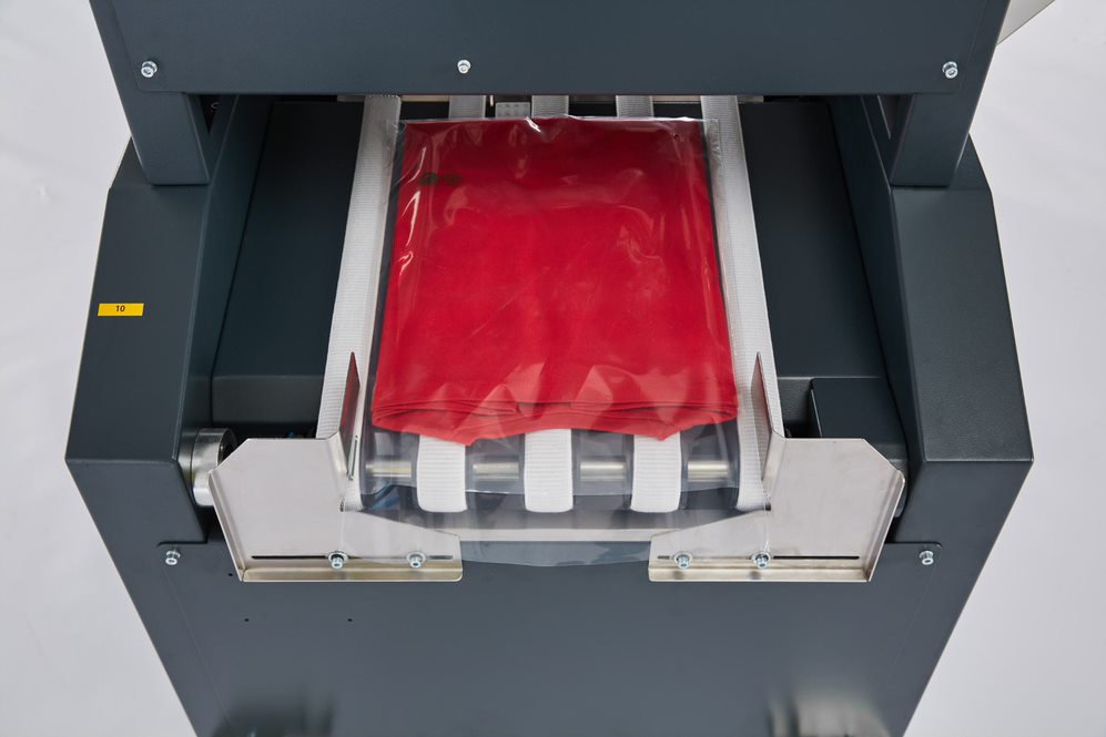 Thermotron KL 60 automatic gluing machine