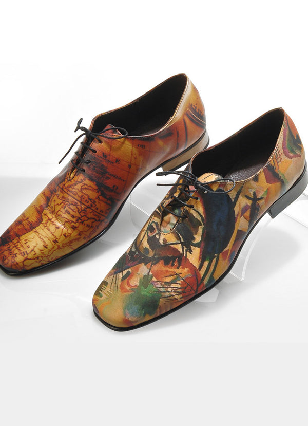Printed leather shoes